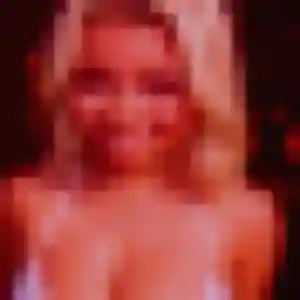 Photo privée de Isatou, 28 ans à Tréméreuc - plan discret