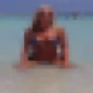 Nana, fille de 30 ans propose plan cul à Trept