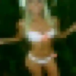 Affoué, 23 ans, connectée à Trimbach pour un plan cul