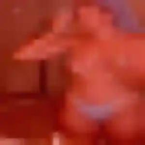 Photo exclusive de Zuri, 37 ans à Val-d'Isère - rencontre sans lendemain