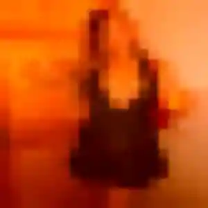Mame, 22 ans, connectée à Val d'Issoire pour une rencontre coquine