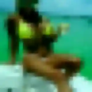 Adwoa, fille de 45 ans propose plan cul à Val-de-Saâne
