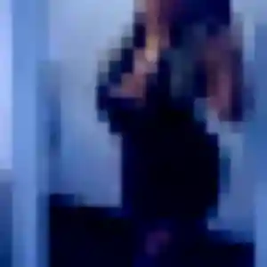 Célestine, 26 ans, en ligne à Vallans pour un plan cul