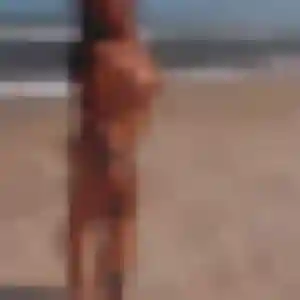Ayélé, 26 ans, connectée à Vallon-en-Sully pour un plan cul