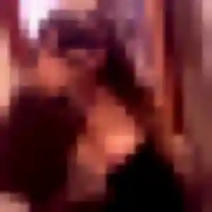 Afia (28 ans) à Varès cherche un plan cul ce soir