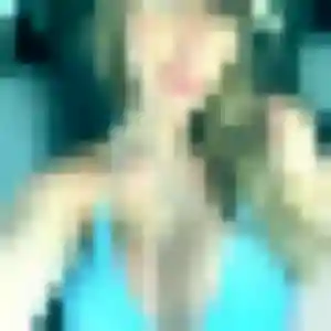 Kelly, 28 ans, en ligne à Varzy pour une rencontre coquine
