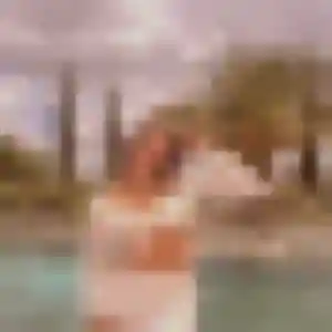 Sexy Paulette, 38 ans à Vaux-sur-Seine - voir sa photo