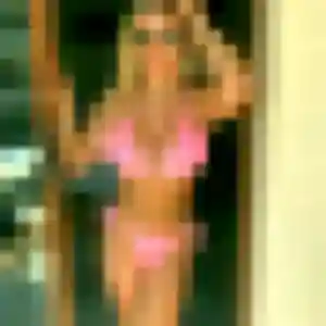 Photo privée de Adeline, 27 ans à Veauchette - rencontre coquine
