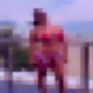 Yaa de Velles, 29 ans - plan cul discret