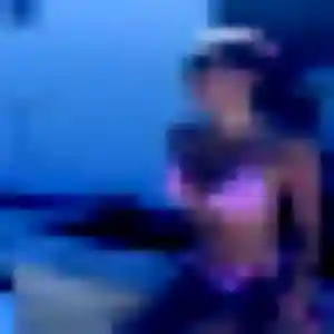 Malaika (22 ans) à Vénérand attend une rencontre ce soir