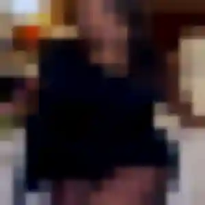 Sexy Ehui, 27 ans à Venoy - voir sa photo