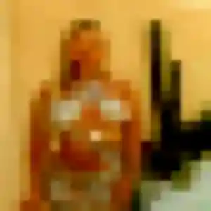 Photo privée de Akua, 36 ans à Venzolasca - plan discret