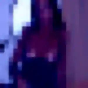 Charmante Nneka, 25 ans à Ver-lès-Chartres - voir sa photo
