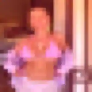 Wivine, 23 ans, en ligne à Vernajoul pour une rencontre coquine