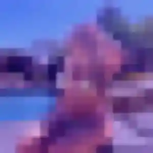 Sandy, 33 ans, connectée à Verneix pour une rencontre coquine