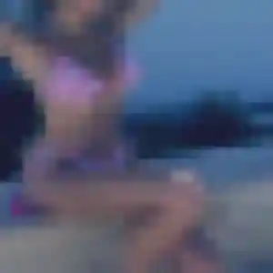 Esther, 41 ans, dispo pour plan cul à Veurey-Voroize
