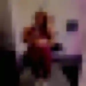Photo de Soraya à Viennay (30 ans) - plan cul anonyme