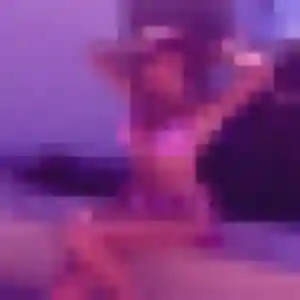 Zineb (29 ans) à Vienne-en-Val cherche une rencontre maintenant