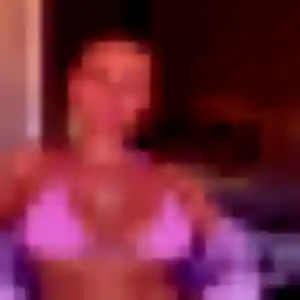 Rejoins Karima, 43 ans à Vignoux-sur-Barangeon en t'inscrivant