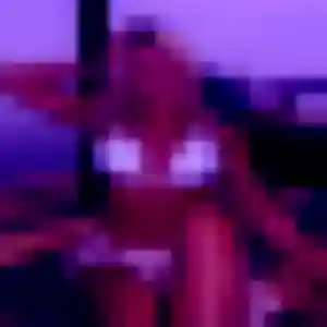 Daphné, femme de 38 ans propose plan cul à Vigoulet-Auzil