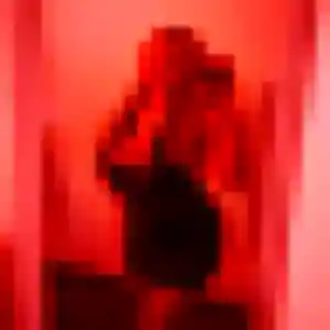 Deborah de Vigoulet-Auzil, 39 ans - plan cul discret