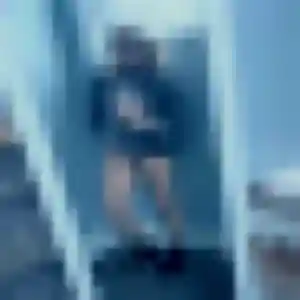 Esi, 33 ans, disponible à Villars pour un plan cul