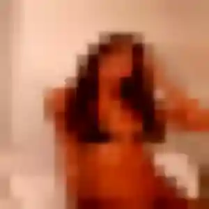 Cassandra, fille de 42 ans propose plan cul à Villegouge