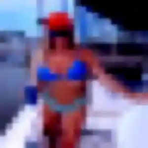 Adja, fille de 26 ans cherche plan cul à Villers-au-Bois