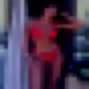 Henriette, 26 ans, en ligne à Villette-de-Vienne pour une rencontre coquine