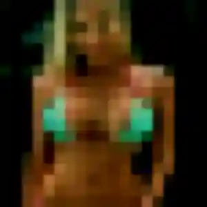 Abena, 36 ans, dispo pour plan cul à Visseiche