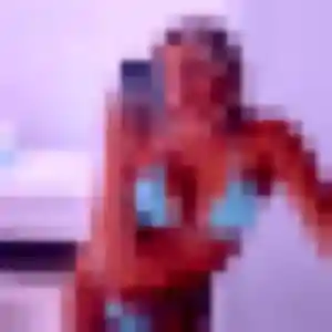 Nadia, 42 ans, cherche un plan cul à Vœuil-et-Giget