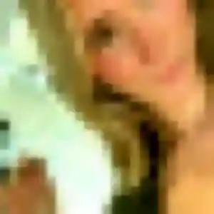 Rencontre Rokia, 22 ans à Vouneuil-sous-Biard en privé