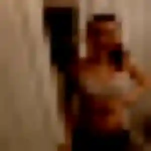 Yawa, 31 ans, connectée à Wandignies-Hamage pour une rencontre coquine