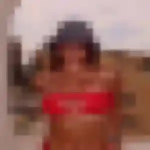 Amenan, femme de 26 ans cherche plan cul à Yébleron