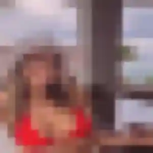 Jolie Grâce, 23 ans à Yzernay - la contacter